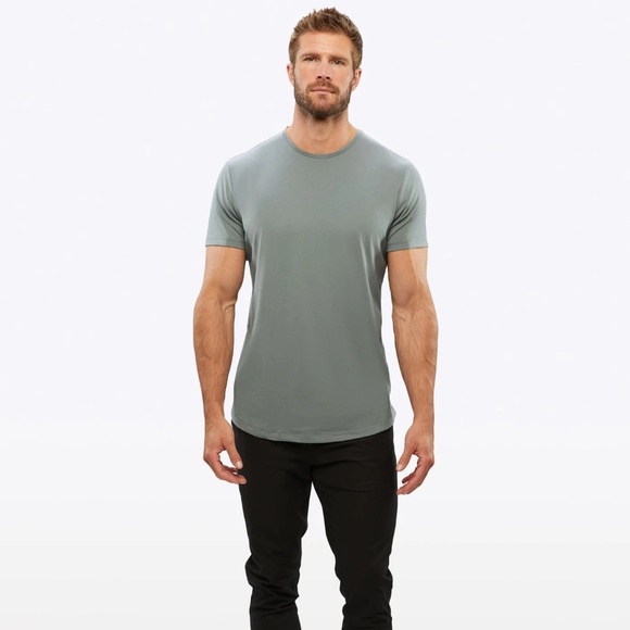 CUTS AO Curve Hem Tee Shirt Gray Wrinkle Free Soft Top Size M - Picture 1 of 11